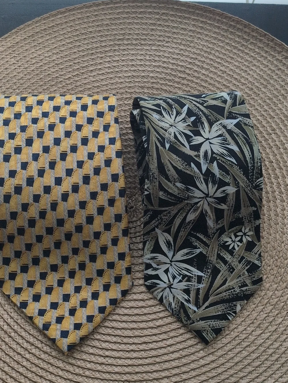 Pair Of Men's Patterned Yellow & Black Neckties